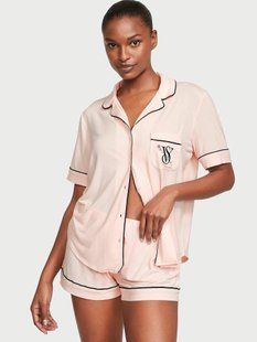 Піжама з шортиками Victoria's Secret Modal Soft Short Pajama Set &mdash; основне фото товару, вигляд спереду