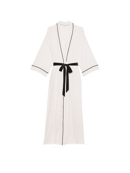 Халат Victoria&rsquo;s Secret Coconut White Modal Soft Velvet Trim Maxi Robe &mdash; основне фото товару, вигляд спереду