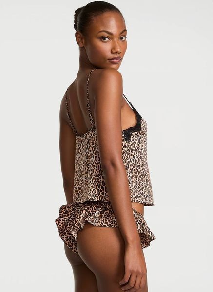 Піжама Сатинова Victoria's Secret Tease Satin Lace-Trim Cami & Flutter Shorts Set &mdash; основне фото товару, вигляд спереду