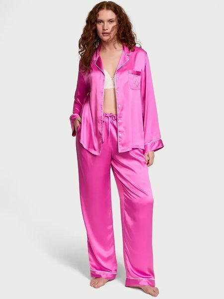 Подарунковий набір піжама Сатинова Victoria's Secret Glazed Satin Shine + Парфумований Спрей Victoria's Secret Bombshell Fine &mdash; основне фото товару, вигляд спереду