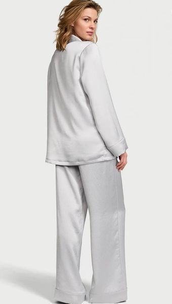 Піжама Сатинова Victoria's Secret Luxe Satin Double-Breasted Long Pajama Set Gray &mdash; основне фото товару, вигляд спереду