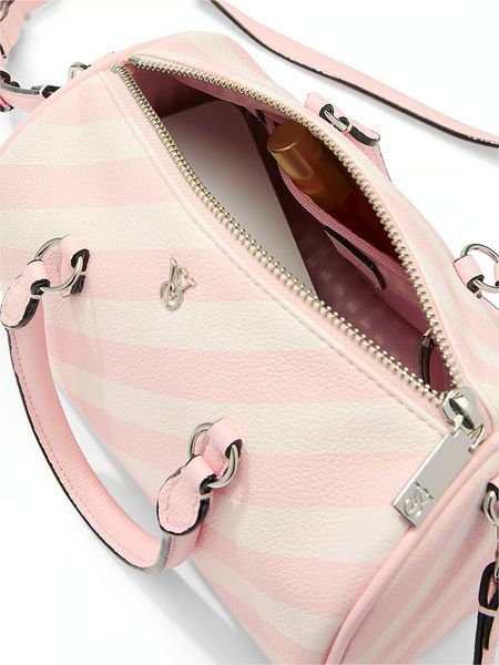 Сумка кросс-боди Victoria's Secret Mini Duffle Crossbody Bag 27062475 фото