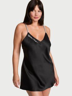 Пеньюар Victoria's Secret Very Sexy Shine Script Satin Mini Slip Dress &mdash; основне фото товару, вигляд спереду