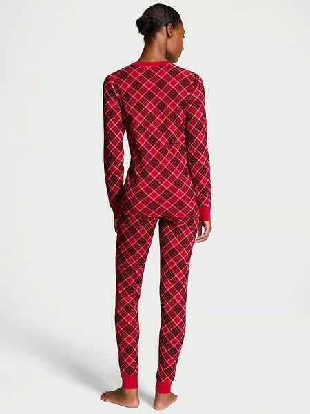 Бавовняна піжама Victoria's Secret Thermal Long Pajama Set &mdash; основне фото товару, вигляд спереду