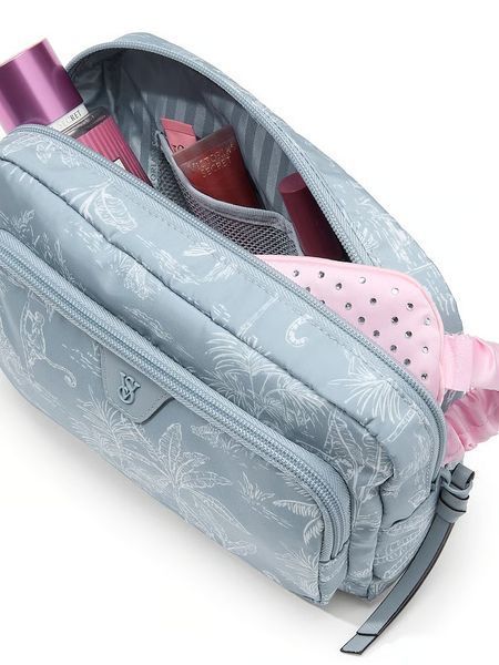 Косметичка Victoria's Secret Travel Makeup Pouch Blue Nylon &mdash; основне фото товару, вигляд спереду