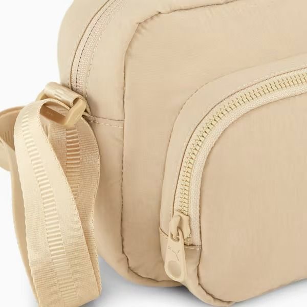 Сумка Puma Core Her Compact Cross Body Bag 09028401 фото