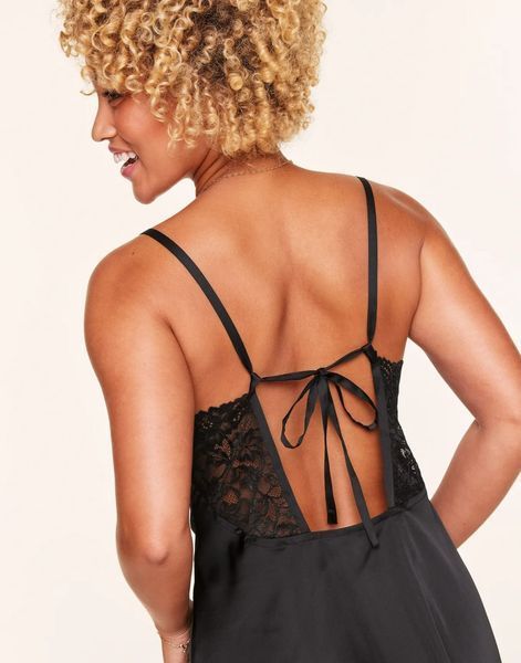 Нічна сорочка жіноча Adore Me Malaya Black Slip &mdash; основне фото товару, вигляд спереду
