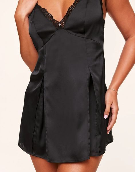 Нічна сорочка жіноча Adore Me Malaya Black Slip &mdash; основне фото товару, вигляд спереду