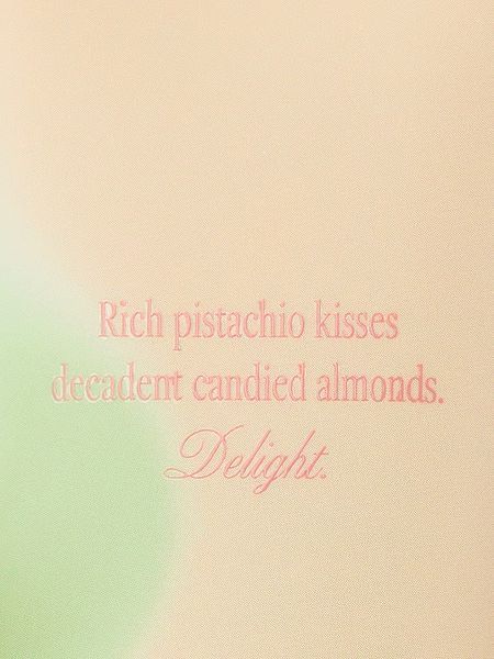 Лосьйон для тіла Victoria's Secret Pistachio Cr&egrave;me Fragrance Lotion  &mdash; основне фото товару, вигляд спереду