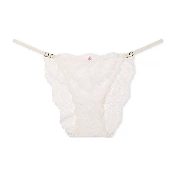 Трусики бікіні Victoria's Secret Dream Angels Lace String Bikini Panty White &mdash; основне фото товару, вигляд спереду