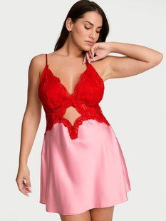 Пеньюар Victoria's Secret Satin & Lace Cutout Slip Dress  &mdash; основне фото товару, вигляд спереду