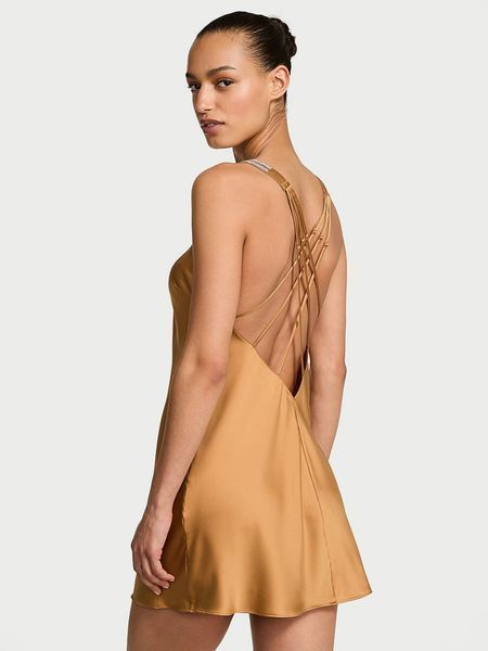 Пеньюар Victoria's Secret Very Sexy Gradient Shine Strap Satin Slip Dress &mdash; основне фото товару, вигляд спереду