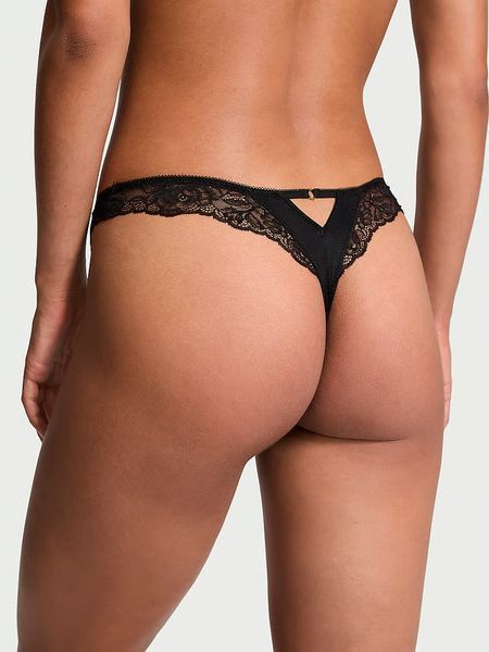 Трусики стрінги Victoria's Secret Very Sexy Rose Lace-Trim High-Leg Thong Panty &mdash; основне фото товару, вигляд спереду