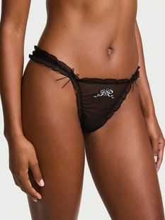 Трусики стрінги Victoria's Secret Dream Angels Ruffled Mesh Bows Thong Panty &mdash; основне фото товару, вигляд спереду
