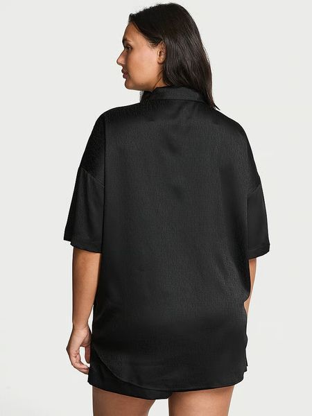Піжама Сатинова Victoria's Secret Signature Satin Oversized Short Pajama Set &mdash; основне фото товару, вигляд спереду