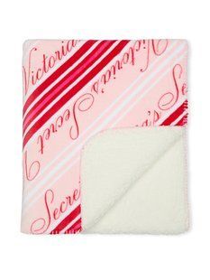 Плед Victoria's Secret Cozy Plush Sherpa Blanket &mdash; основне фото товару, вигляд спереду