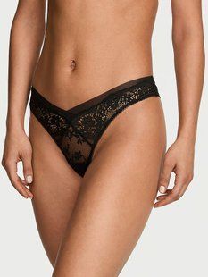 Трусики бразиліани Victoria's Secret Dream Angels Lace & Mesh Brazilian Panty Lace Black &mdash; основне фото товару, вигляд спереду