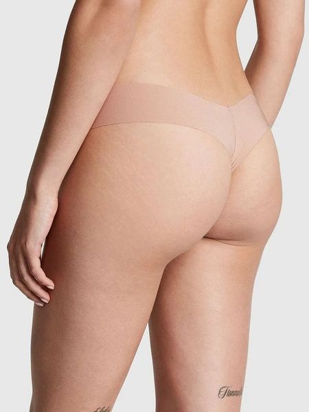 Бесшовные трусики Victoria's Secret No-Show Cotton Thong Panty Beige 26486369 фото
