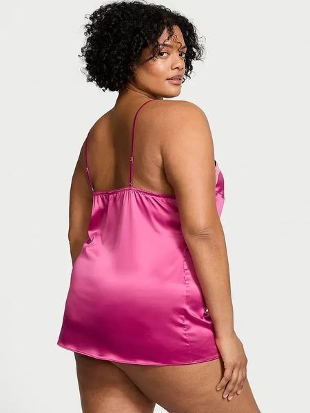 Пеньюар Victoria's Secret Tease Satin Lace-Trim Mini Slip Pink &mdash; основне фото товару, вигляд спереду