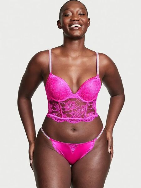 Трусики Victoria&rsquo;s Secret Very Sexy Micro Lace Shine Strap Cheeky Panty &mdash; основне фото товару, вигляд спереду