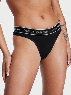 Бавовняні Трусики Victoria's Secret Logo Cotton Thong Panty Black &mdash; основне фото товару, вигляд спереду