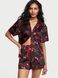 Подарунковий набір Victoria's Secret Піжама з шортиками Glazed Satin Short Pajama Set + Трусики Black Love Script Thong Knickers &mdash; фото , вигляд з різних ракурсів